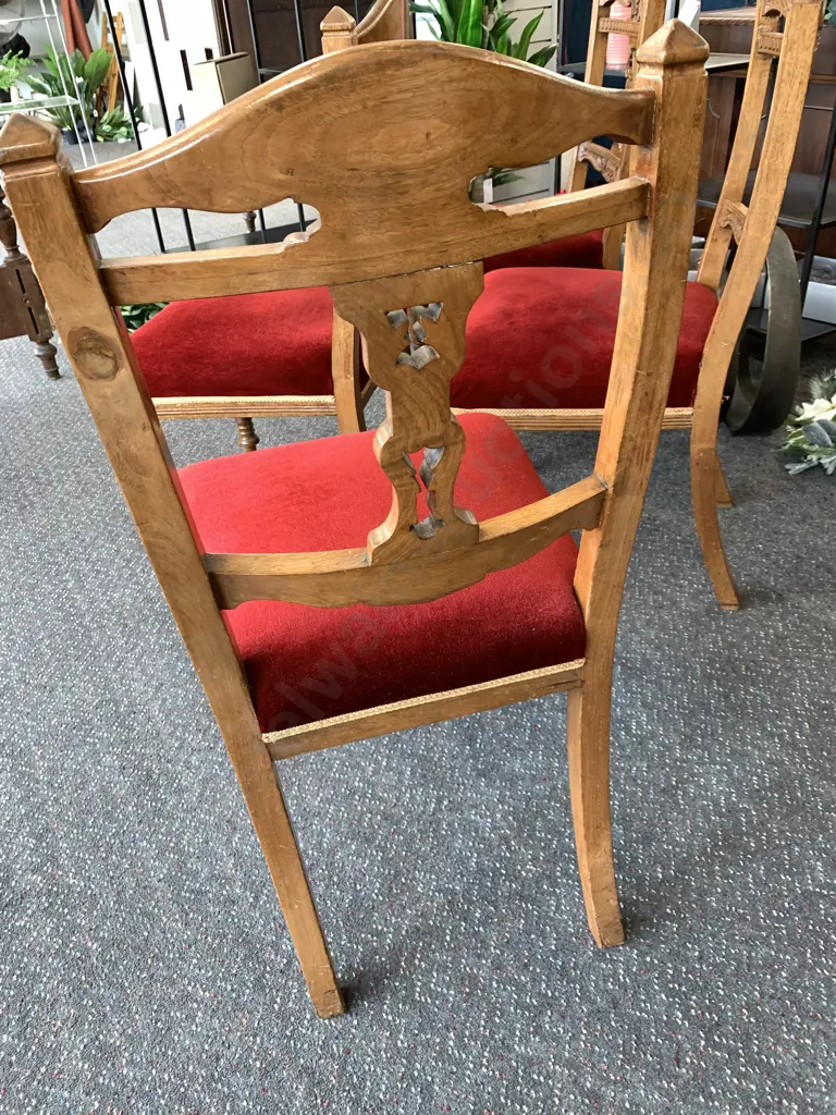 Set of 4 Edwardian Sprung Dining Chairs, Heavily Carved Backs Image 1++