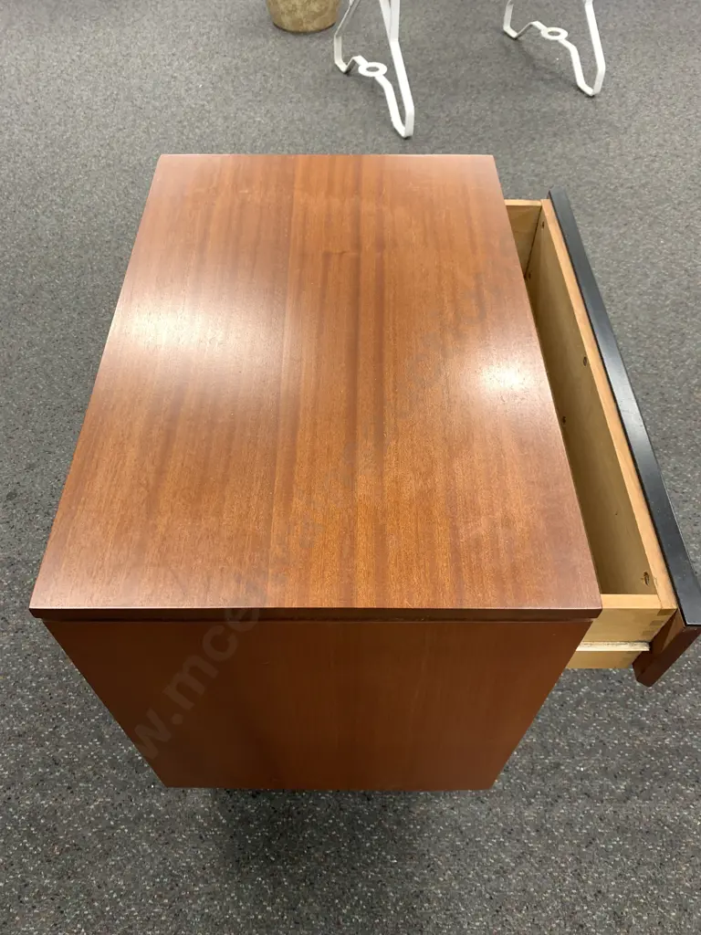 Stylish Retro Mid-Century 5 Piece Bedroom Set, Dressing Table, Chest of Drawers, Bedside Table & 2 Single Headboards Image 1++