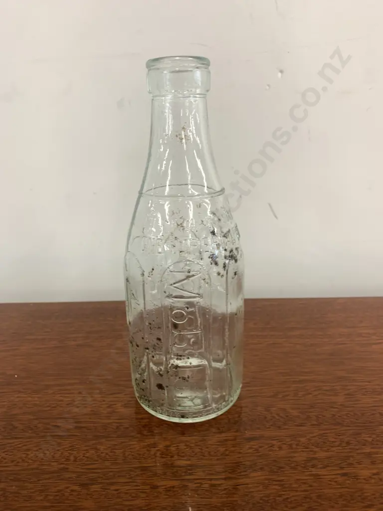Vintage Mobiloil Embossed Imperial Pint Glass Oil Bottle, H23cm Image 1++