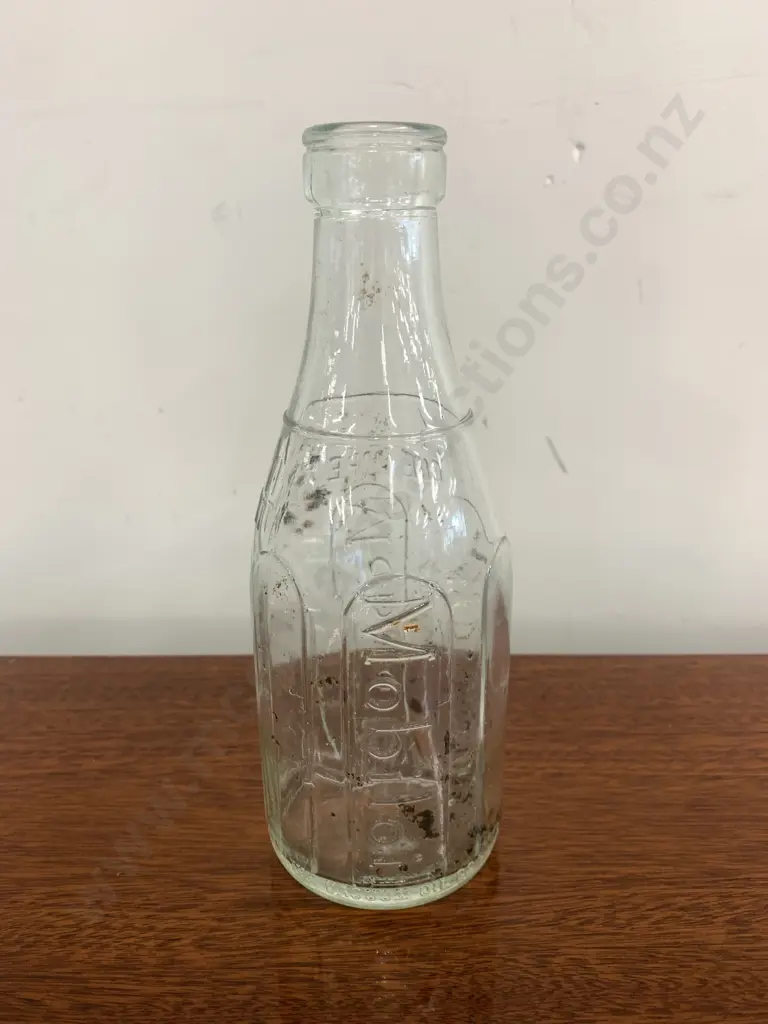 Vintage Mobiloil Embossed Imperial Pint Glass Oil Bottle, H23cm Image 1++