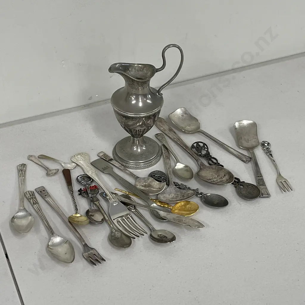 Assortment of Vintage Silverware Cutlery etc Image 1++