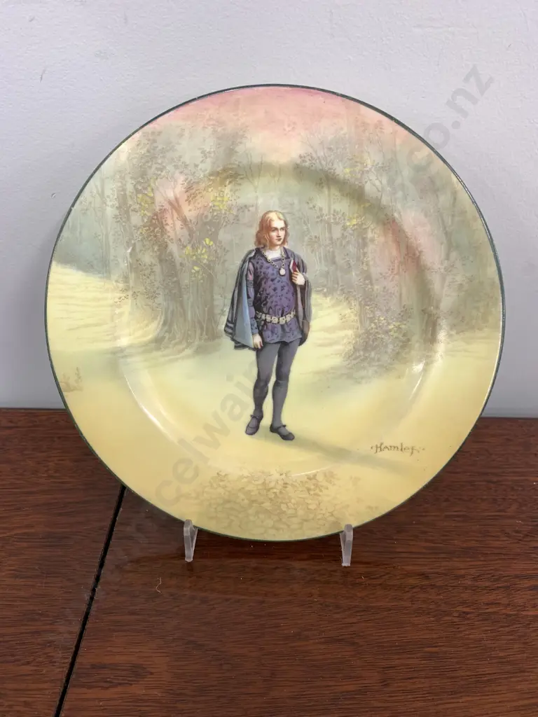 Royal Doulton Shakespearean Seriesware Hamlet Plate, 1912-28, 20.5cm Image 1++