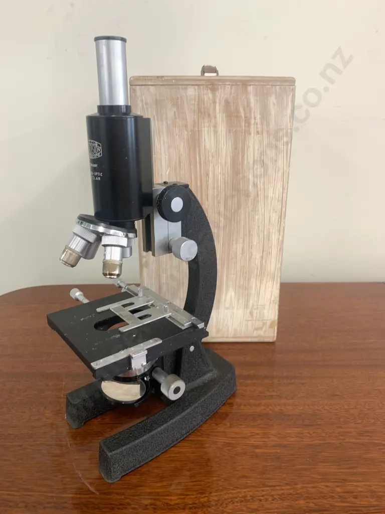 Vintage Monocular Microscope with Carry Case - Hettig Praecision - Germany - Teiwes-Optic Wetzlar Image 1++