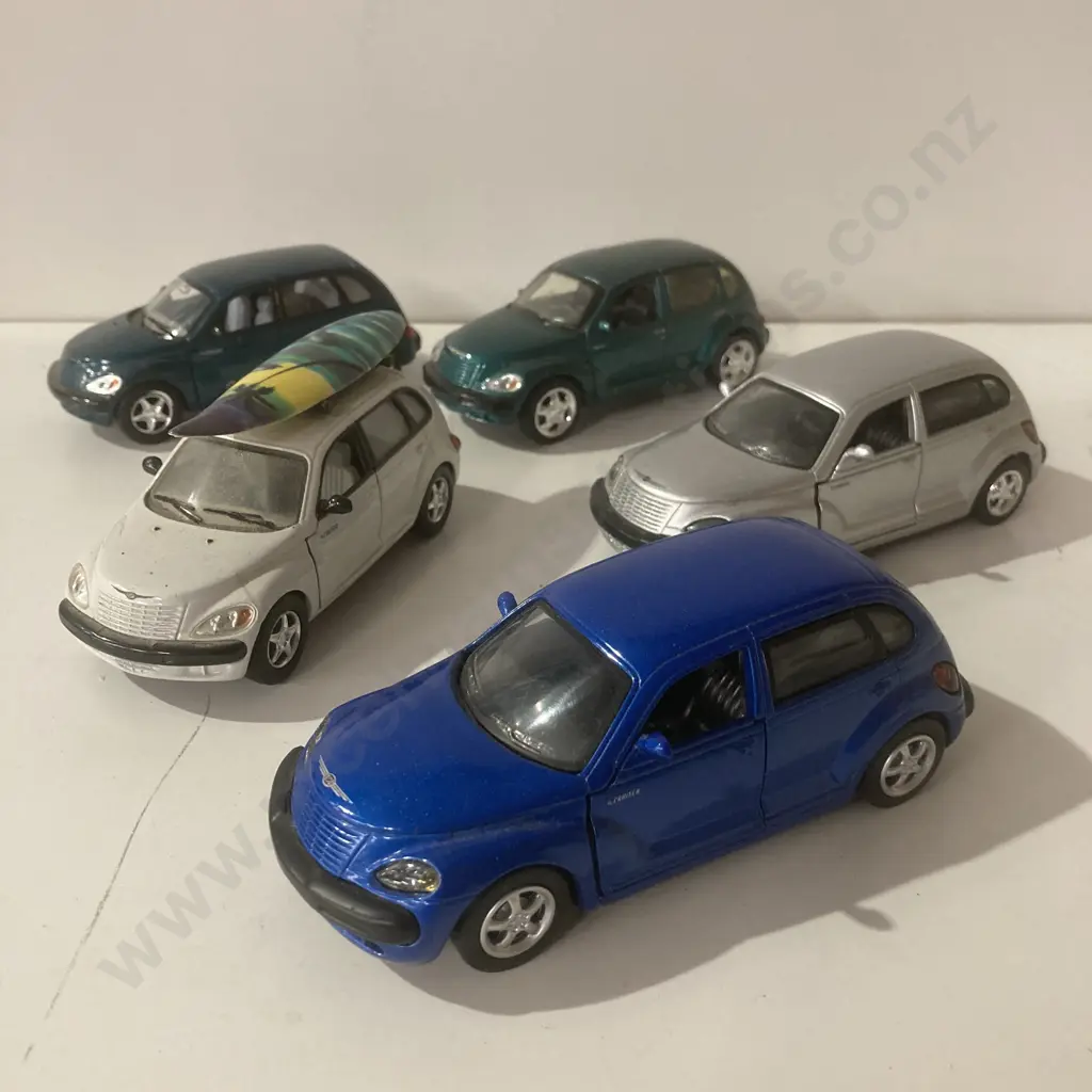 Lot of 5 Diecast Chrysler PT Cruisers Image 1++