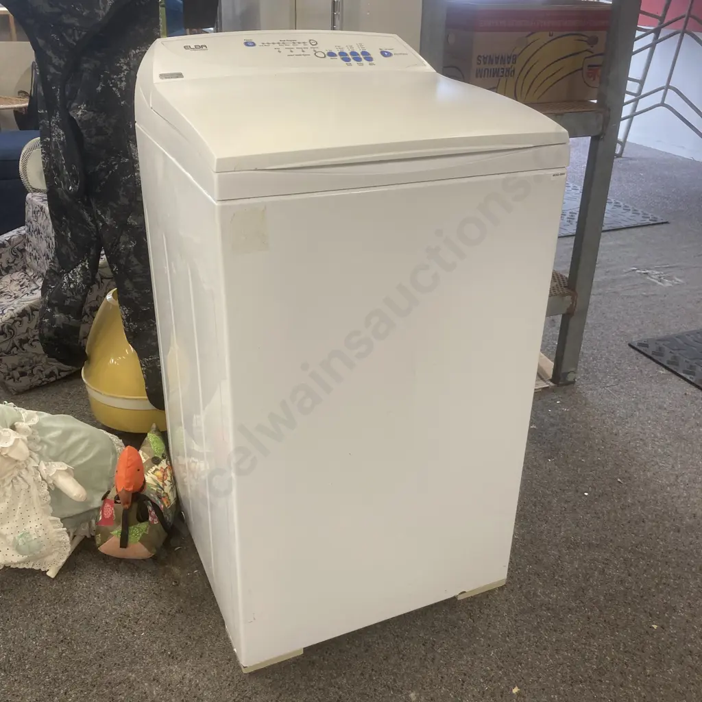 Fisher & Paykel 5.5Kg Elba Washing Machine, Model WA55T56MW1 Image 1++