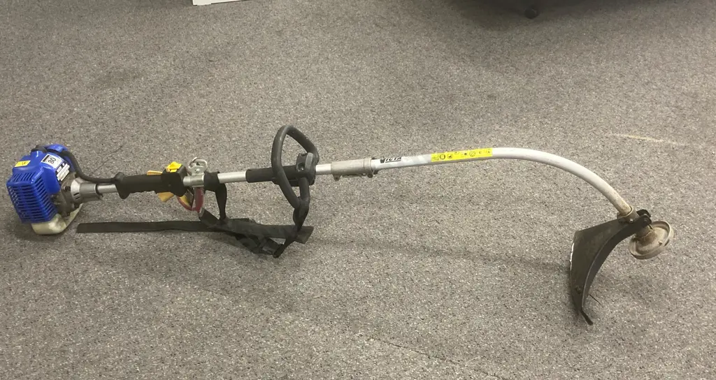 Victa Tornado Petrol Line Trimmer & Trimmer Line Image 1++