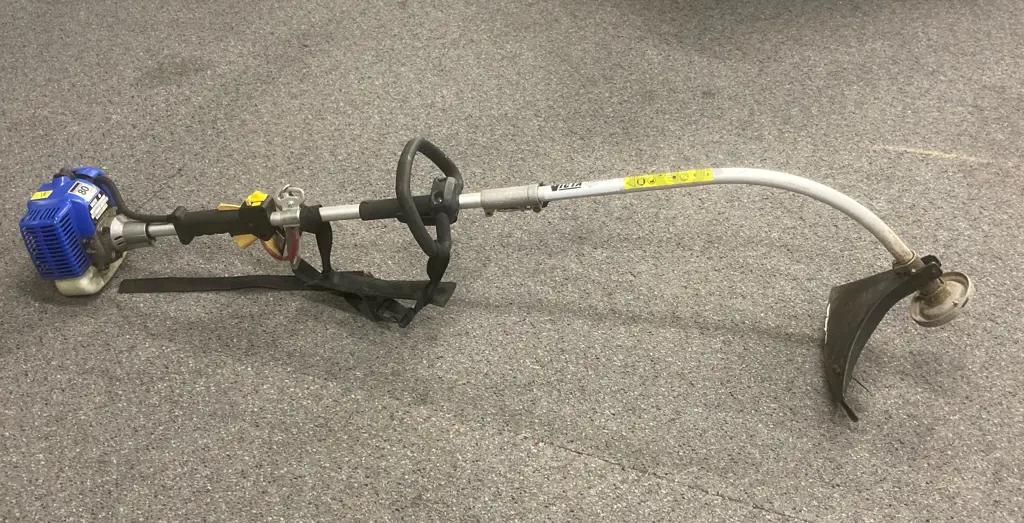 Victa Tornado Petrol Line Trimmer & Trimmer Line Image 1++