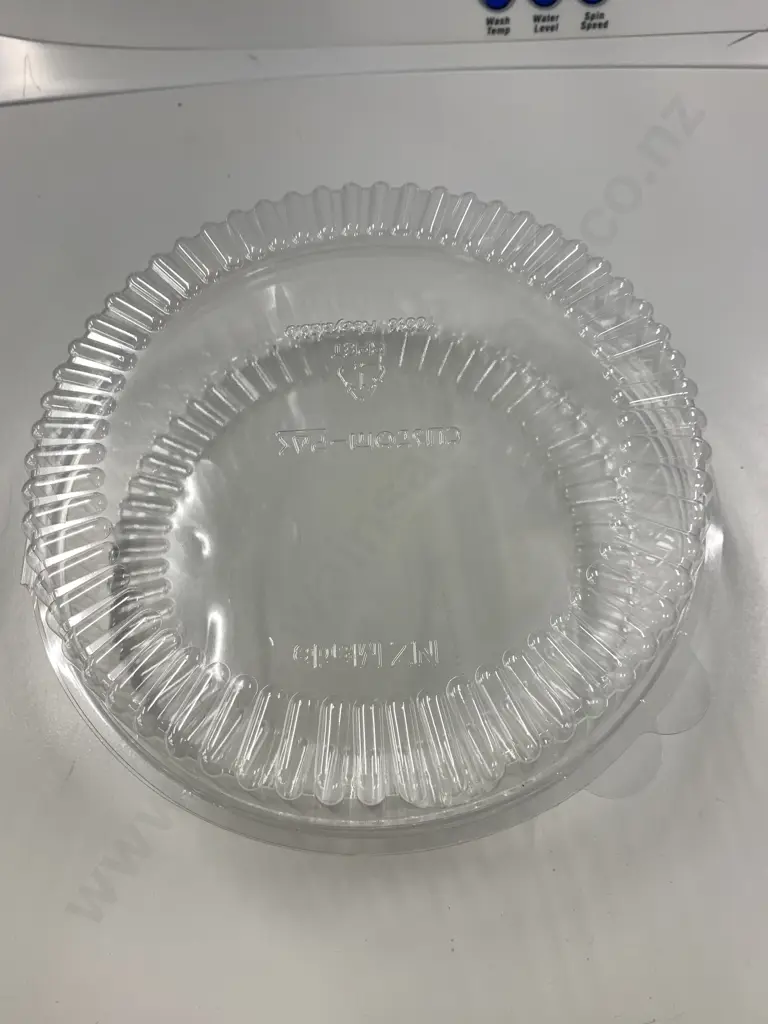 Large Bag of NZ Made Custom-Pak Round Clear Lidded Containers, Dia 20cm Image 1++