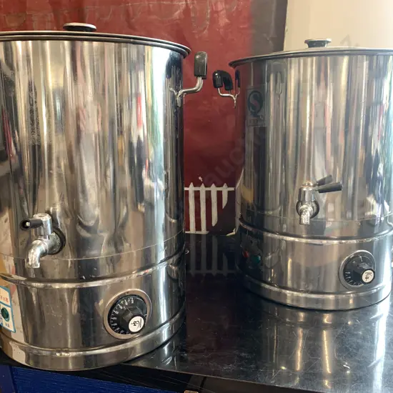 Pair of Henbao Hot Water Urns, 28 Litre