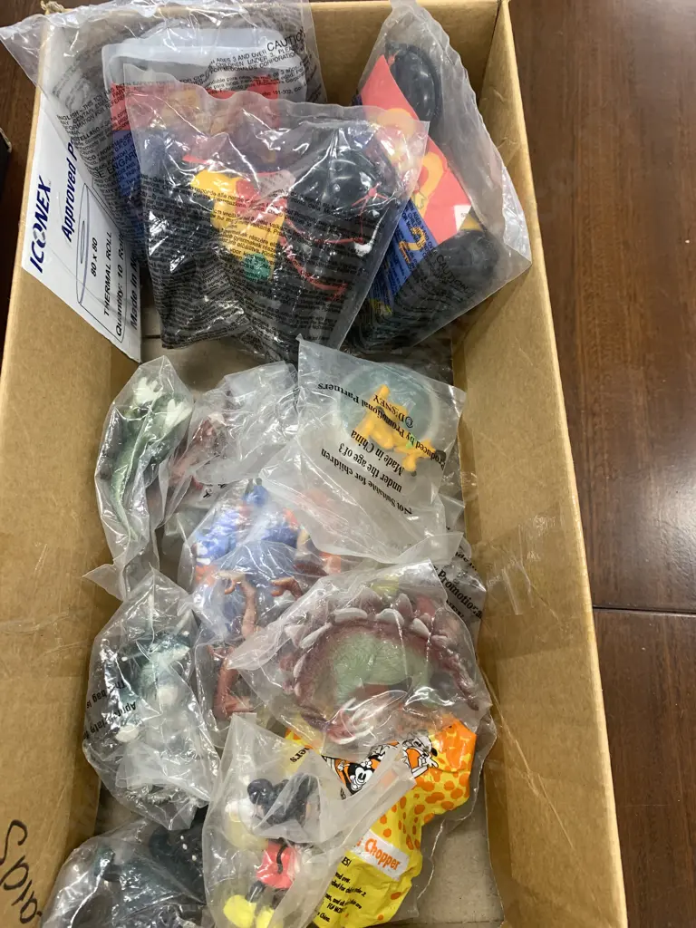 Selection of Promotional Toys Including McDonalds, Yoyo Etc Image 1++