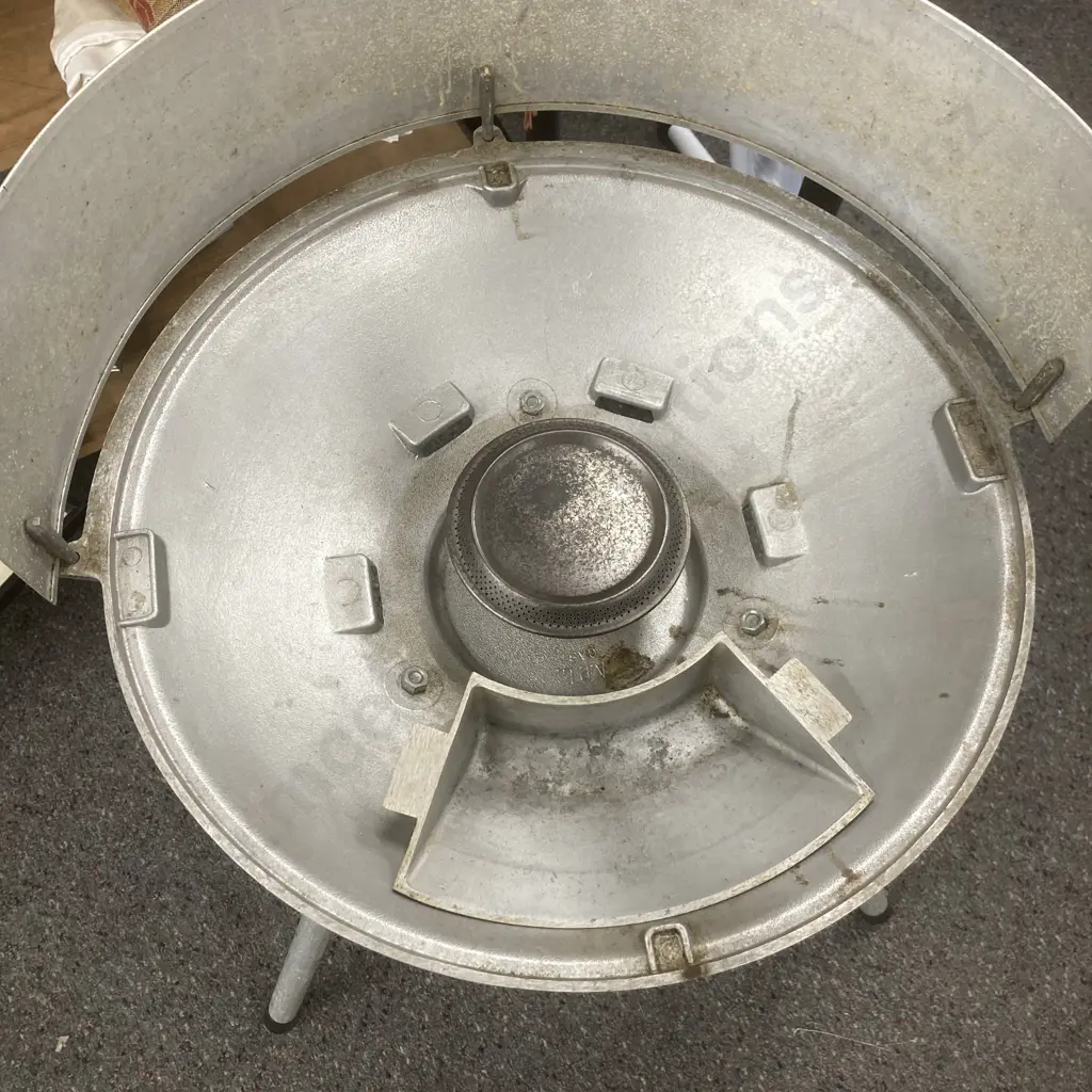 Vintage Alucast Tripod Gas BBQ Image 1++
