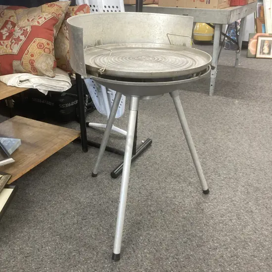Vintage Alucast Tripod Gas BBQ