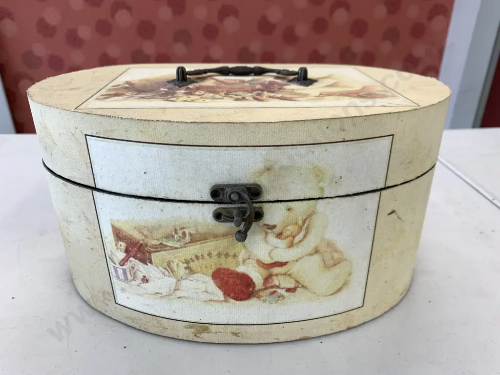Oval Decorative Storage Box With Teddy Pattern Image 1++