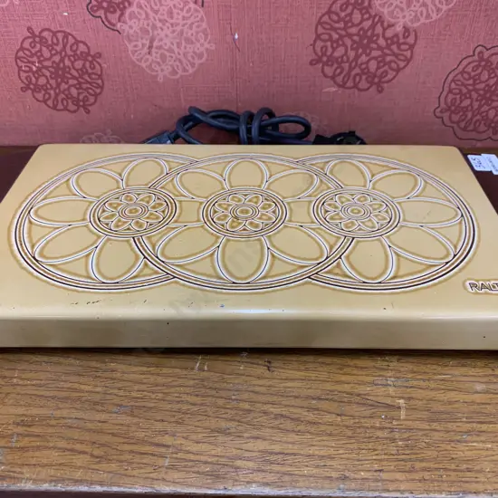 Retro 1970's Ralta Stay Hot Electric Heat-Storage Tray, Enamel With a Retro Pattern, 42 x 20cm