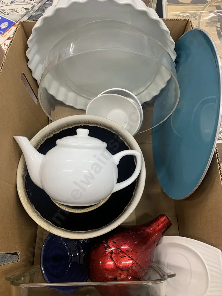 Box Lot Pottery Mixing Bowl, French Quiche Dish, Amy Piper Teapot Etc Image 1++