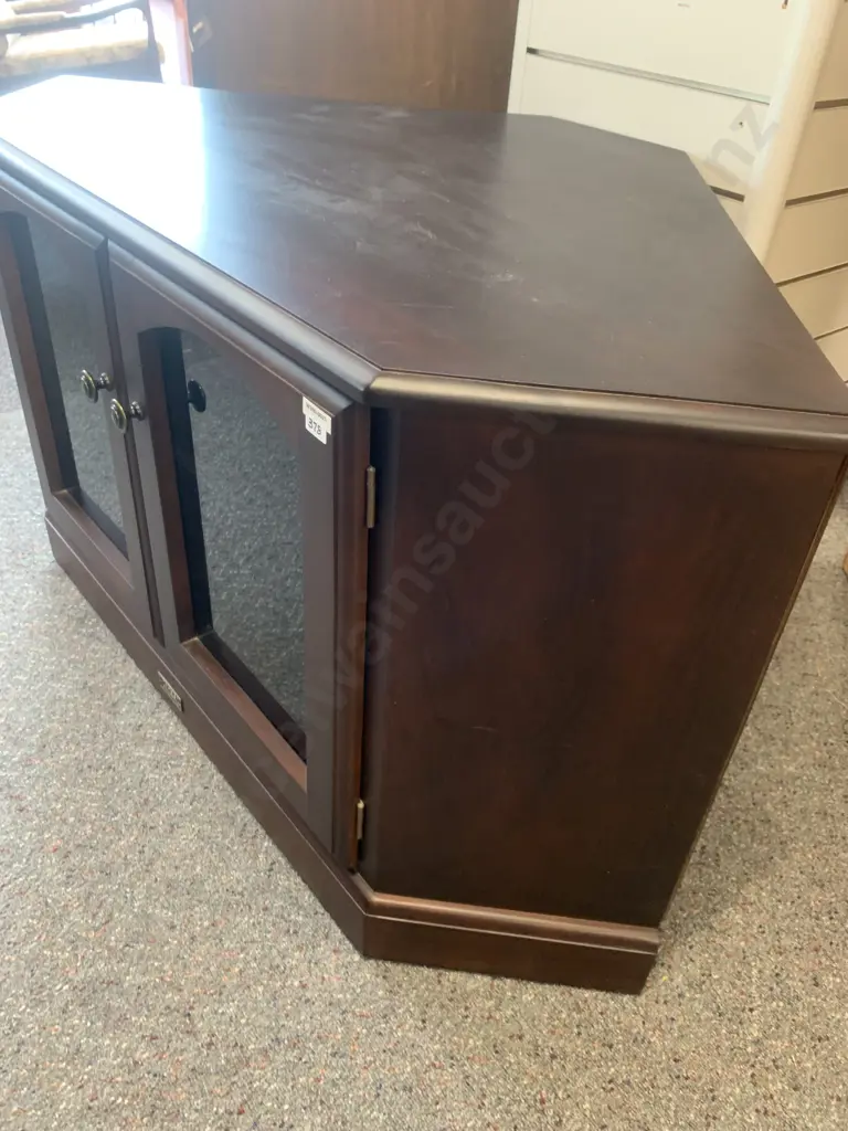 Forest Furniture Dark Stained Corner TV Stand, 2 Door With Glass Panels, 2 Adjustable Shelves, H83 W120 D68cm Image 1++