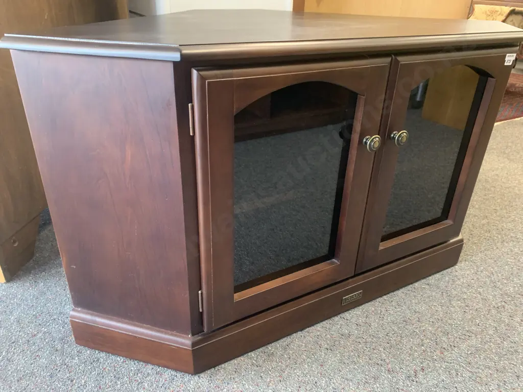Forest Furniture Dark Stained Corner TV Stand, 2 Door With Glass Panels, 2 Adjustable Shelves, H83 W120 D68cm Image 1++