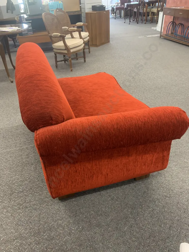 Modernist Rust Colour Studio Chaise Lounge, Chunky Wooden Square Feet, H85 W133 D90cm With Cushion Image 1++