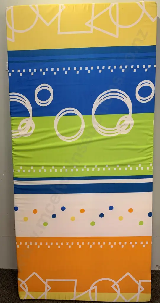Single Foam Mattress With Zip Off Cover, 90 x 192cm, The Comfort Group Image 1++