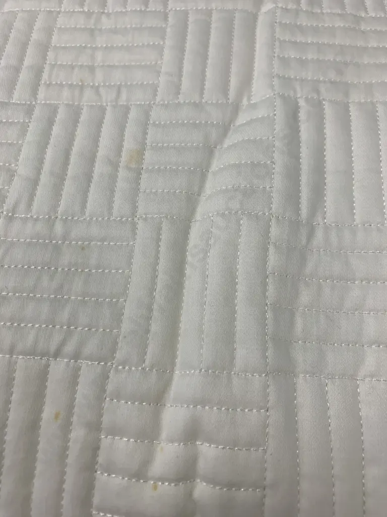 Lot of Assorted Linen, Single Valance, Duvet Inner, Square Pillow Inner Etc Image 1++