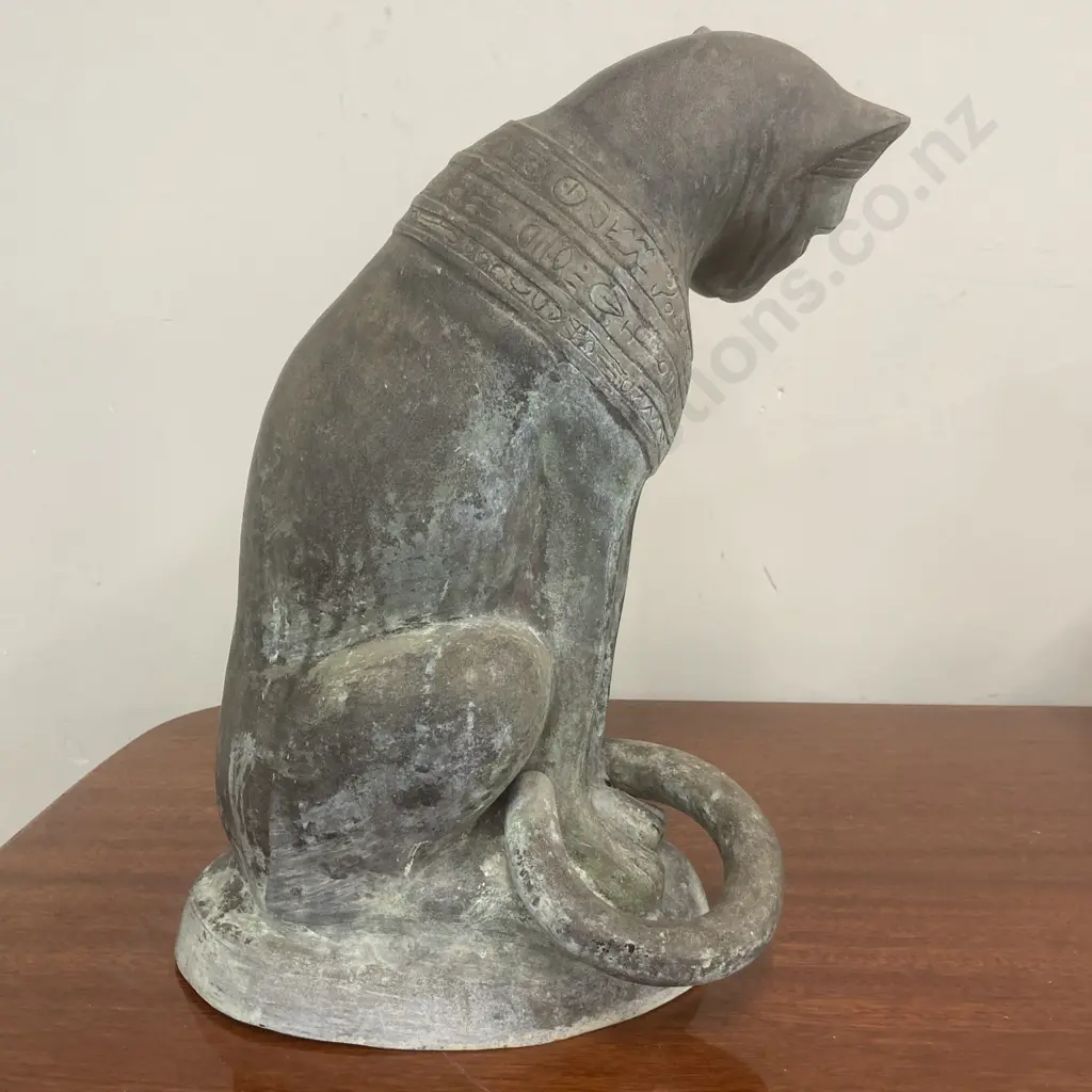 Vintage Brass 'Pompeian Bronze' Cat - Sun Ngai Brass Factory Hong Kong, 45 x 30cm Image 1++