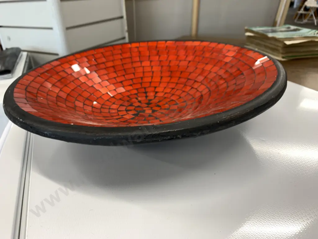 Large Red & Black Mosaic Bowl, Dia37cm Image 1++