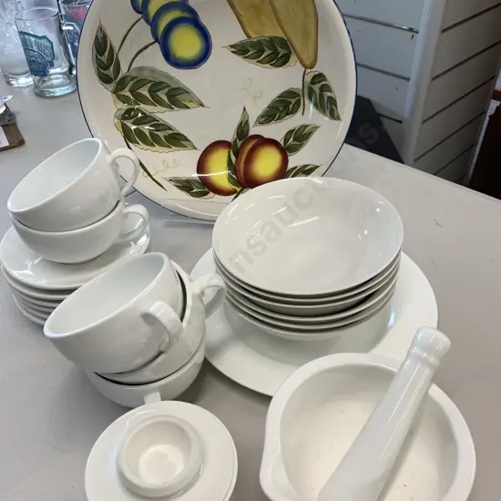 Selection of Maxwell Williams Including Mortar & Pestle, Cups & Saucers, Large Fruit Bowl Etc