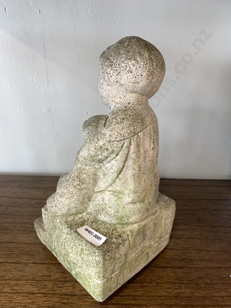 Concrete Garden Statue 'Her Pet' 26 x 16cm Image 1++