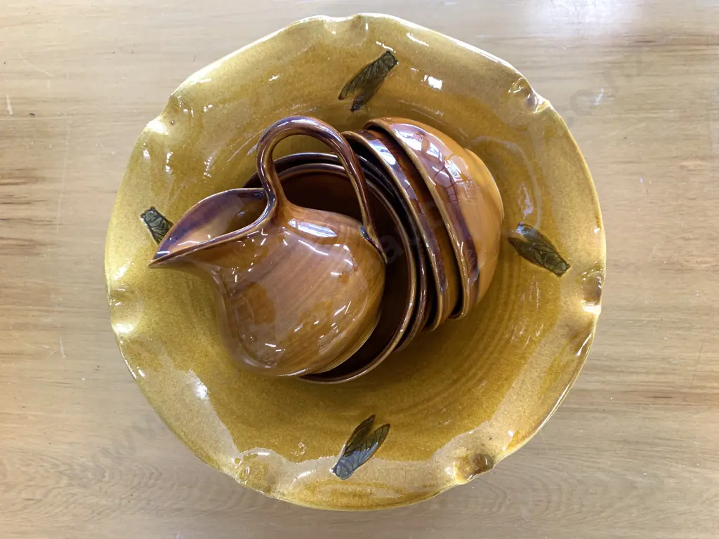 Pottery Scalloped Edge Bowl With St Cleuiet France Bowls & Jug Image 1++
