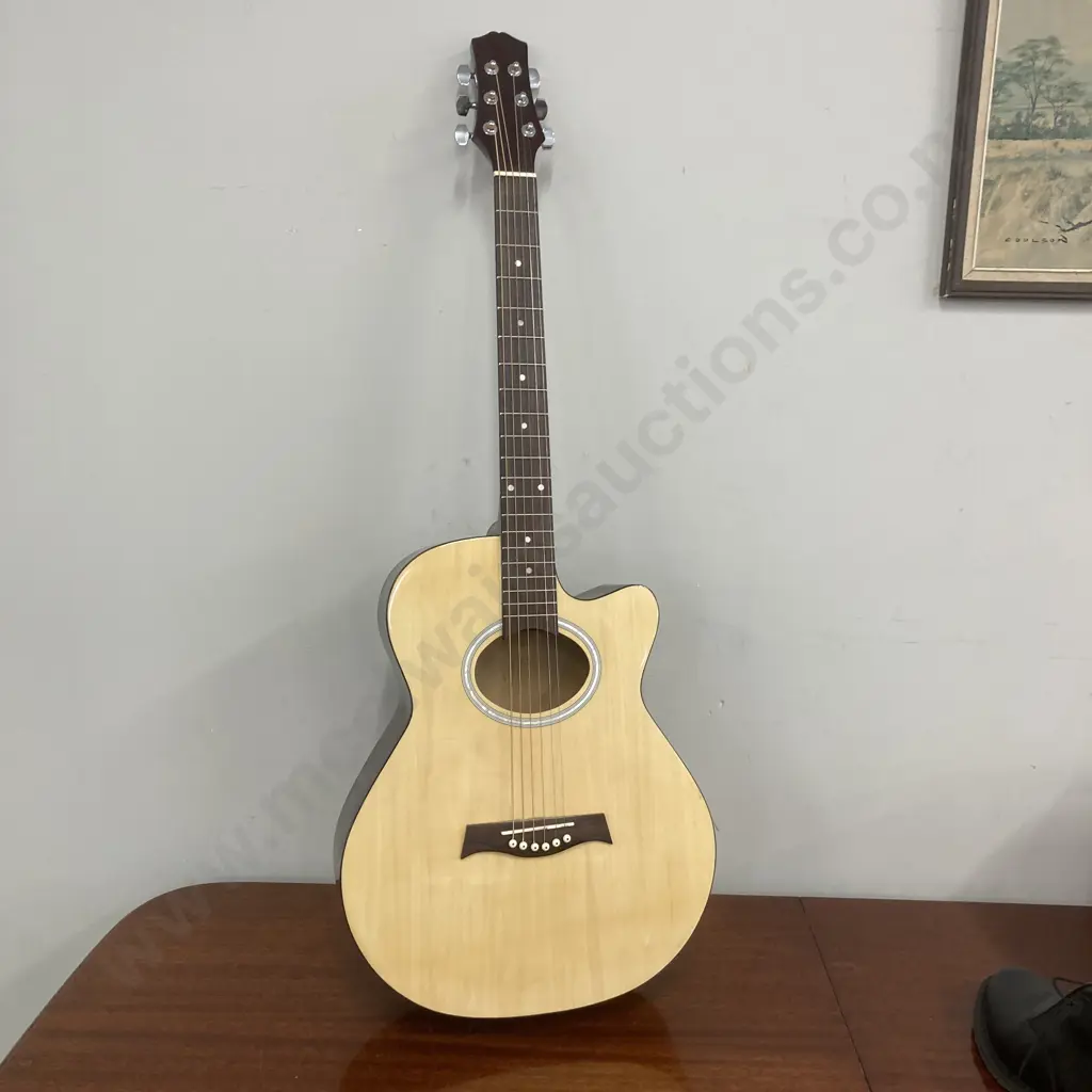 Acoustic Guitar Image 1++