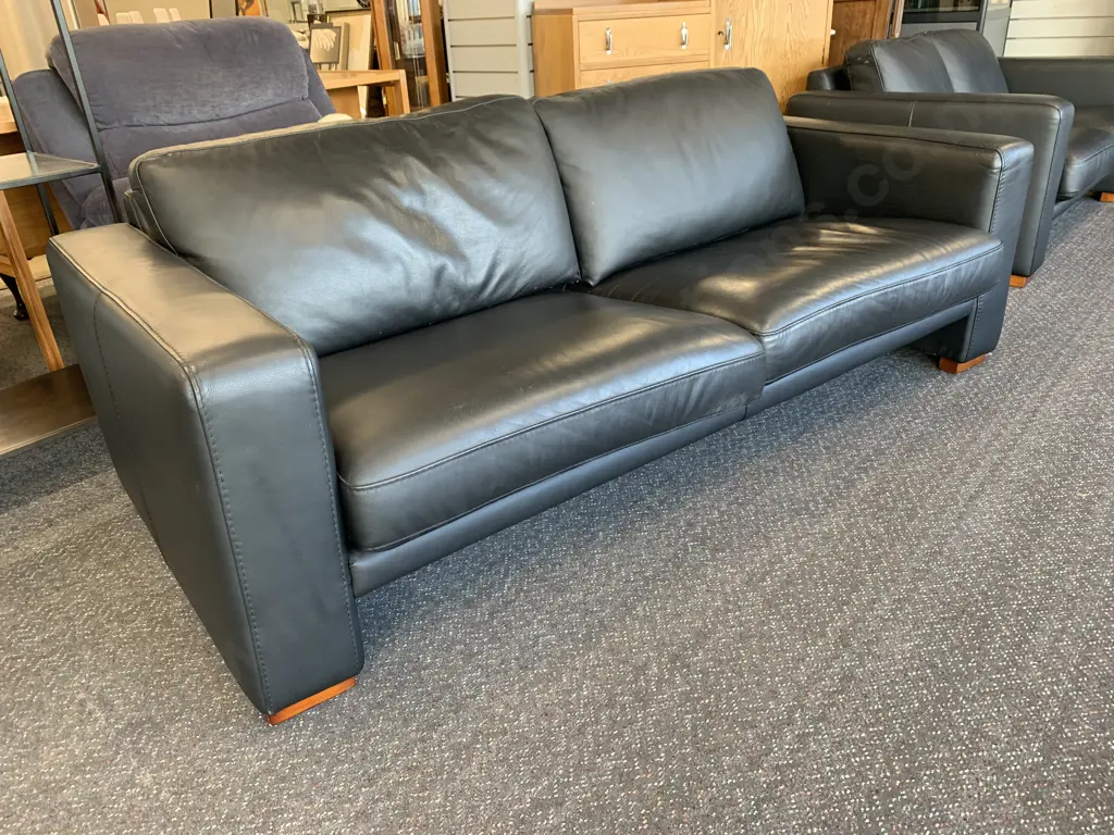 Modern Black Leather 3 Seater Sofa, Square Wooden Feet Image 1++
