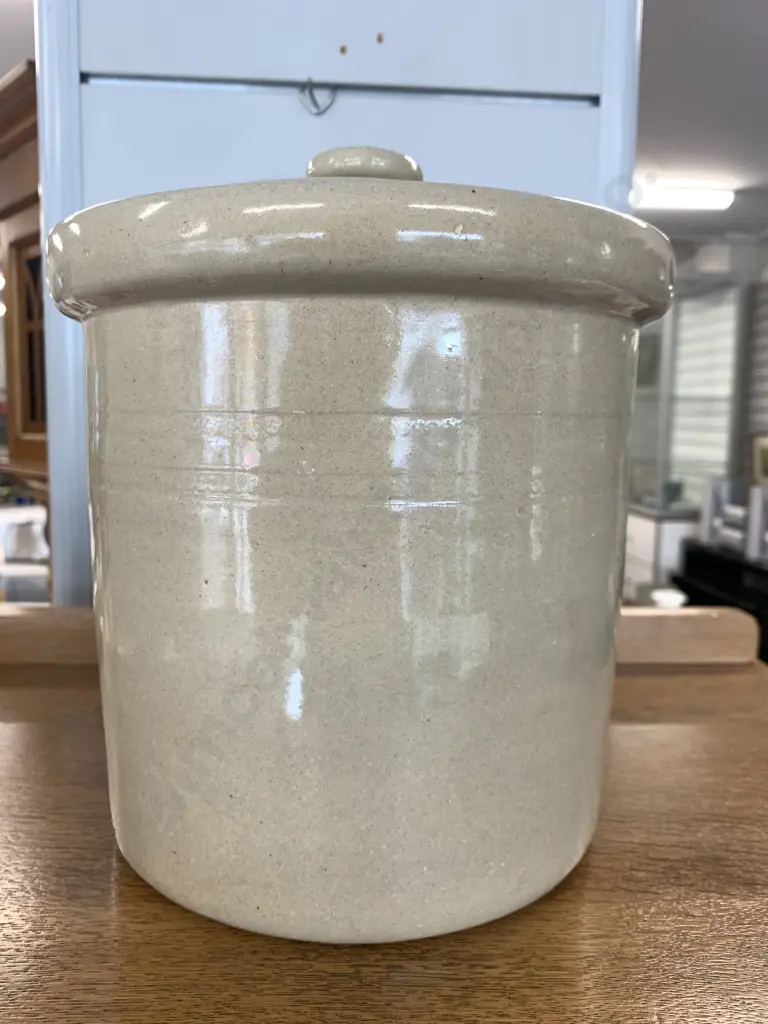 Lidded Stoneware Jar, H24cm Image 1++