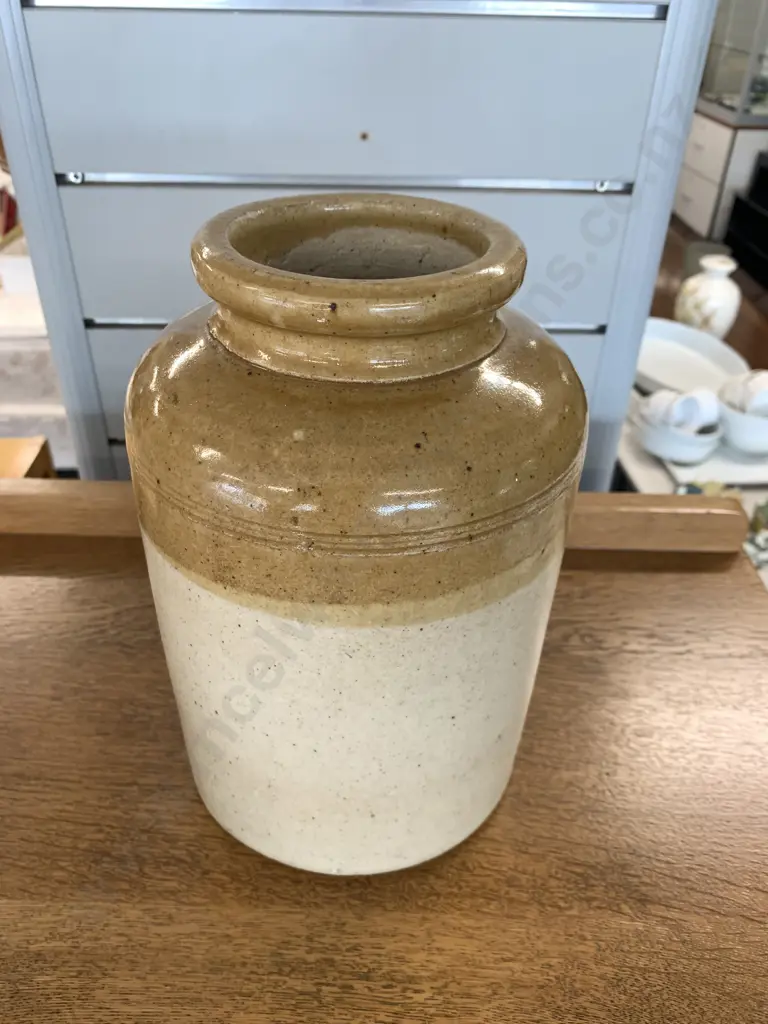 Stoneware Jar, Two Toned, H25cm Image 1++