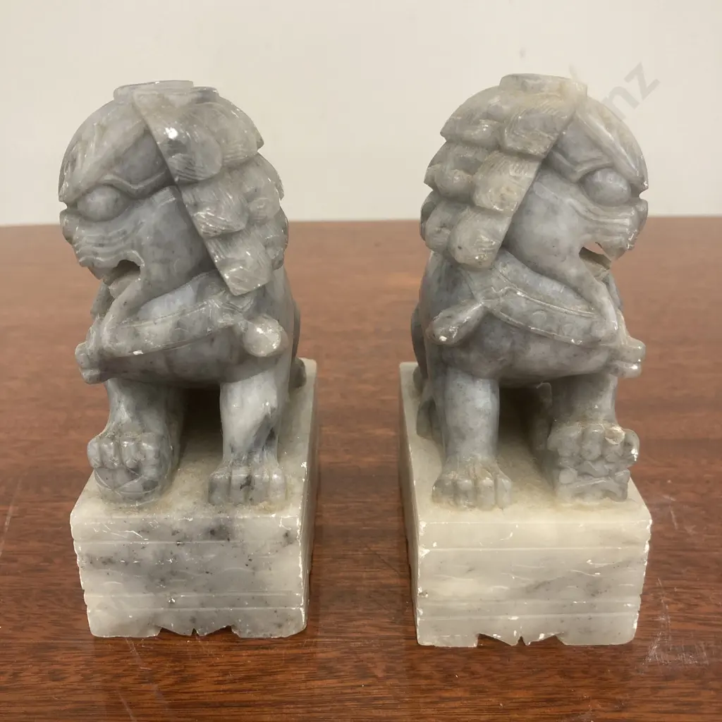 Pair of Vintage Chinese Soap Stone Lion Foo Dog Figurines, H13 W8.5 D5.5cm Image 1++