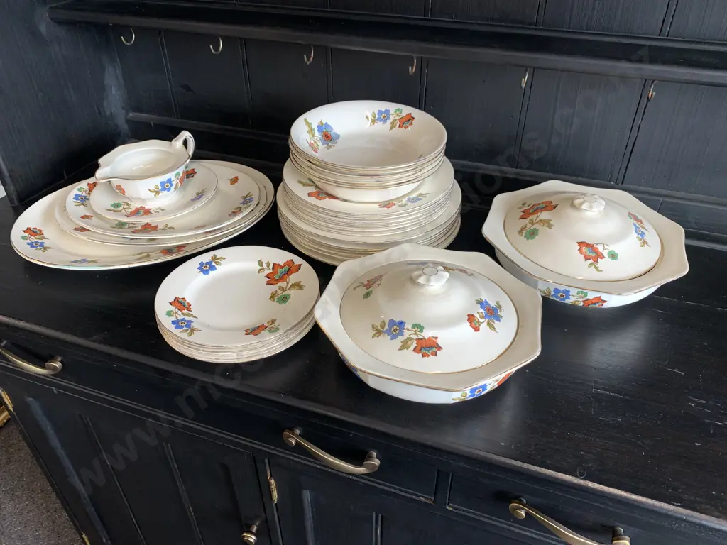Vintage English 'Old Eton' Part Dinner Set, 0313 Image 1++