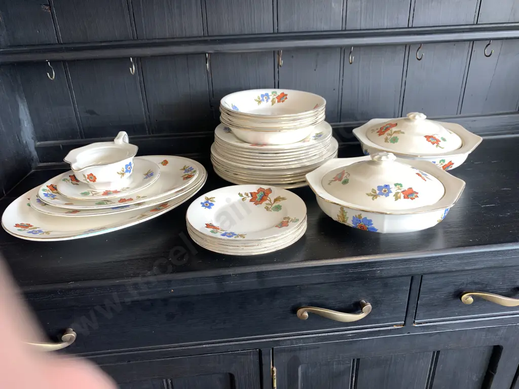 Vintage English 'Old Eton' Part Dinner Set, 0313 Image 1++