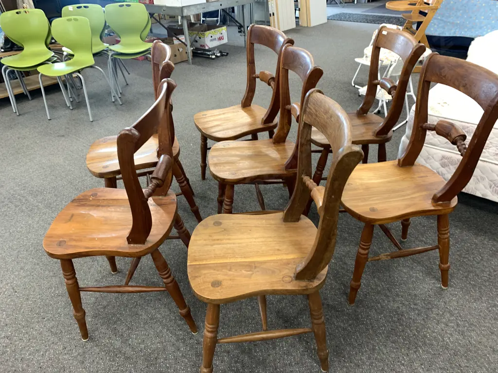 Set of Seven Scroll Back Oxford Chairs Image 1++