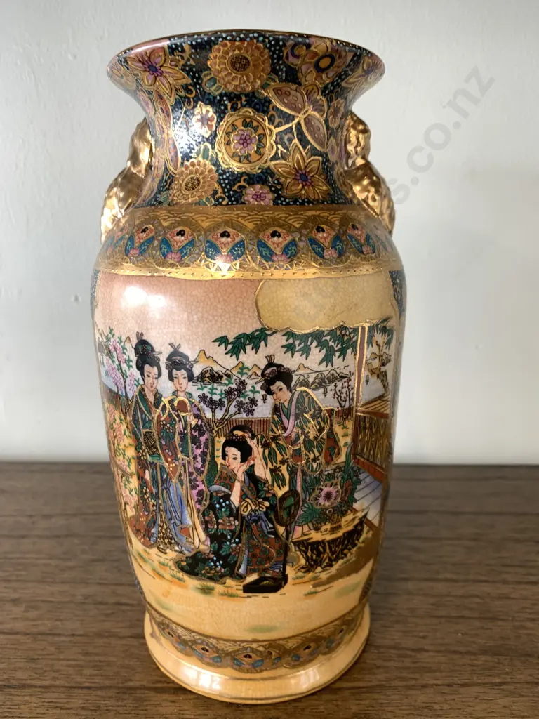 Satsuma Vase, Geisha Characters, H25cm Image 1++