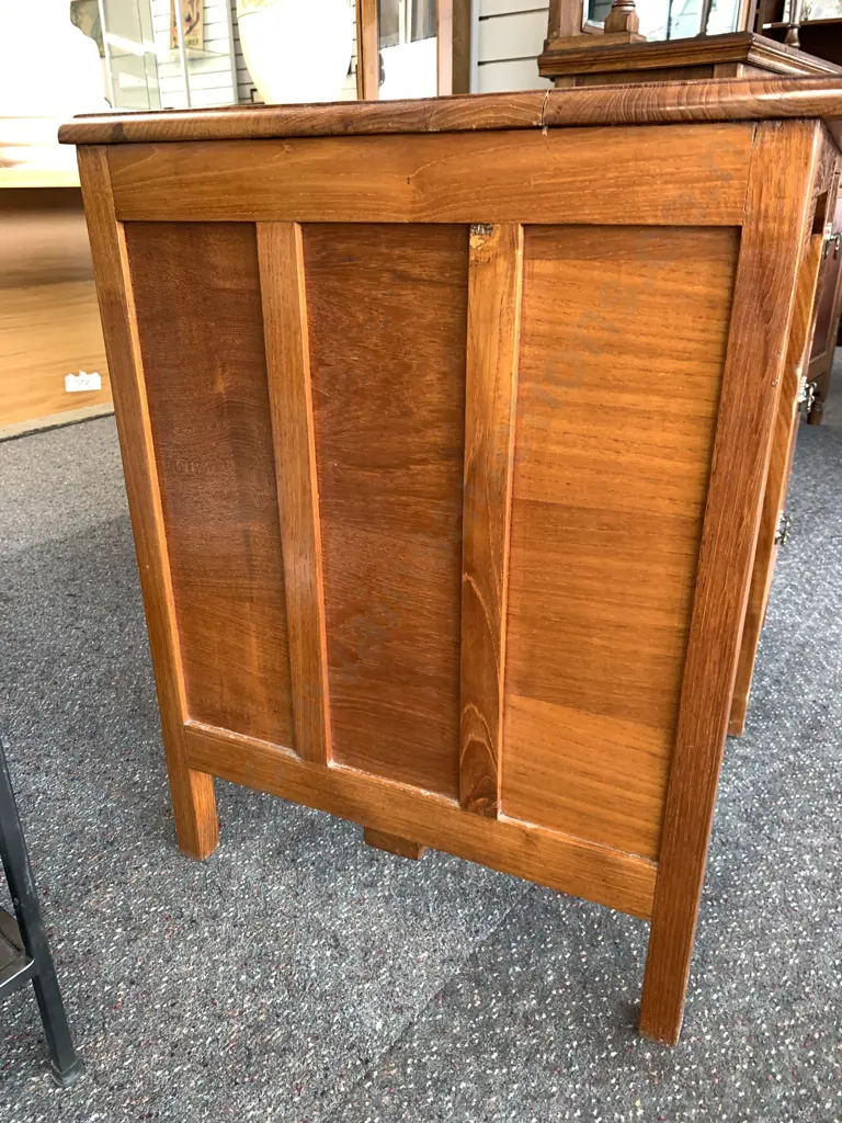 Antique Oak Desk, 3 Drawer, Brass Handles, With Key, H77 W90 D59cm Image 1++