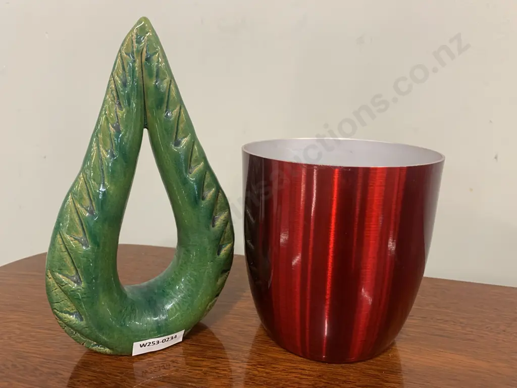 Mid Century Anodised Planter & Green Pointy Ornament Image 1++