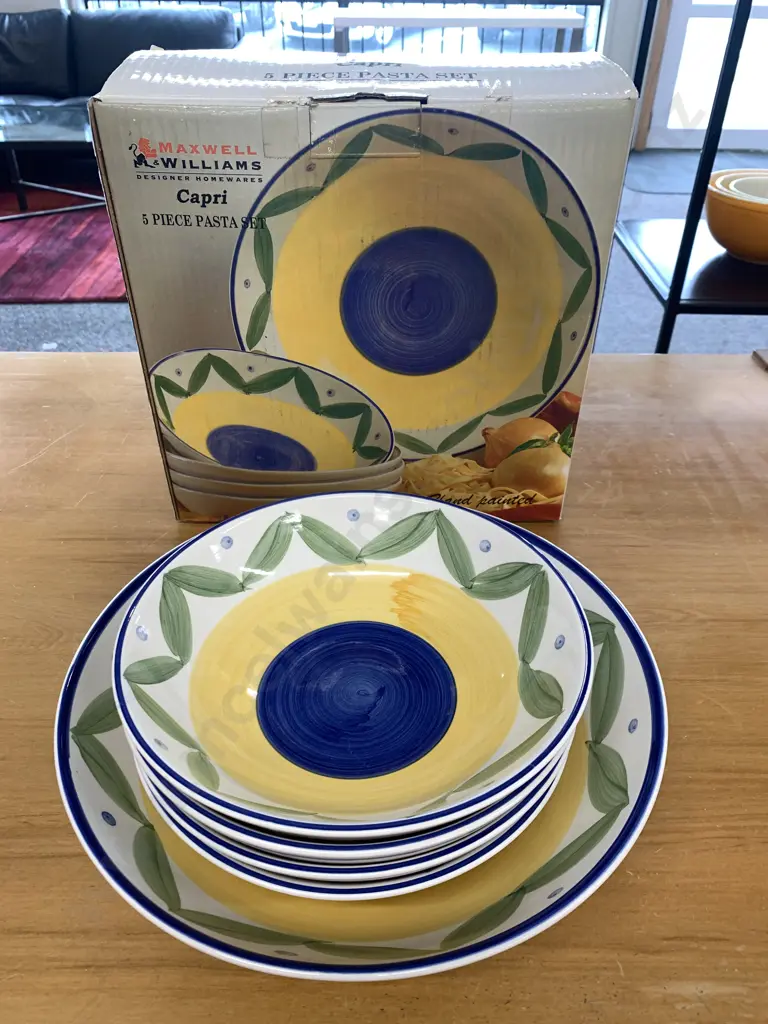 Maxwell Williams 'Capri' Pasta Set, 5 Piece Image 1++