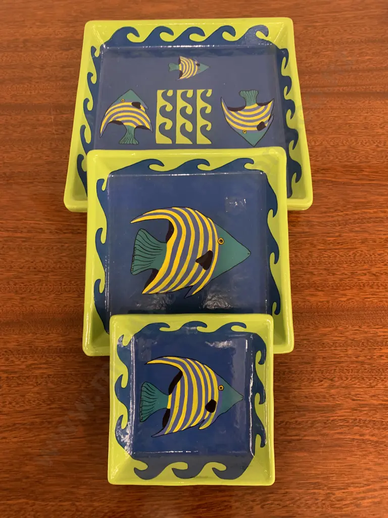 Set of 3 Pottery Square Fish Serving Dishes, Graduated Sizes, Blue / Green, Signed Carrie Image 1++