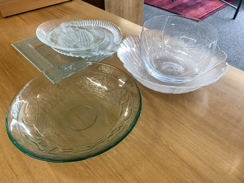Large Glass Bowls, Platters, Etc Image 1++