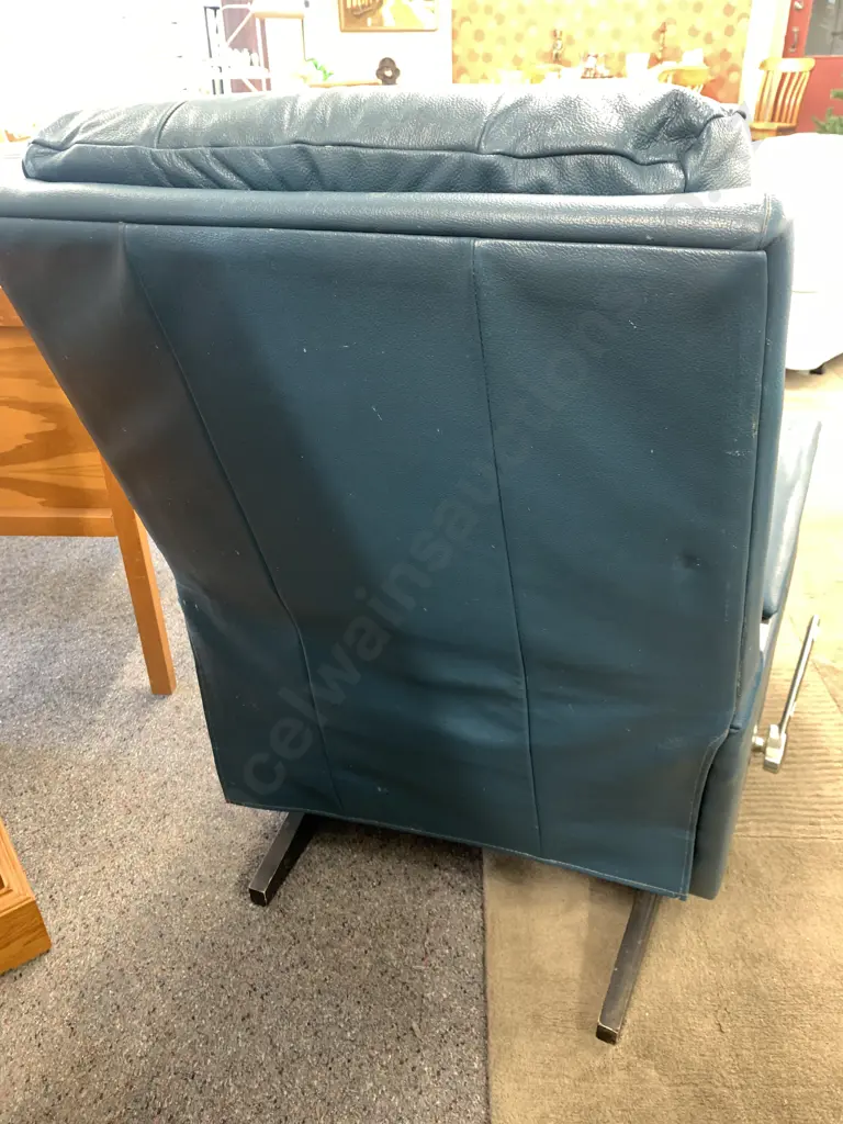La-Z-Boy Chrome Rocker Recliner, Teal Leather Effect Image 1++