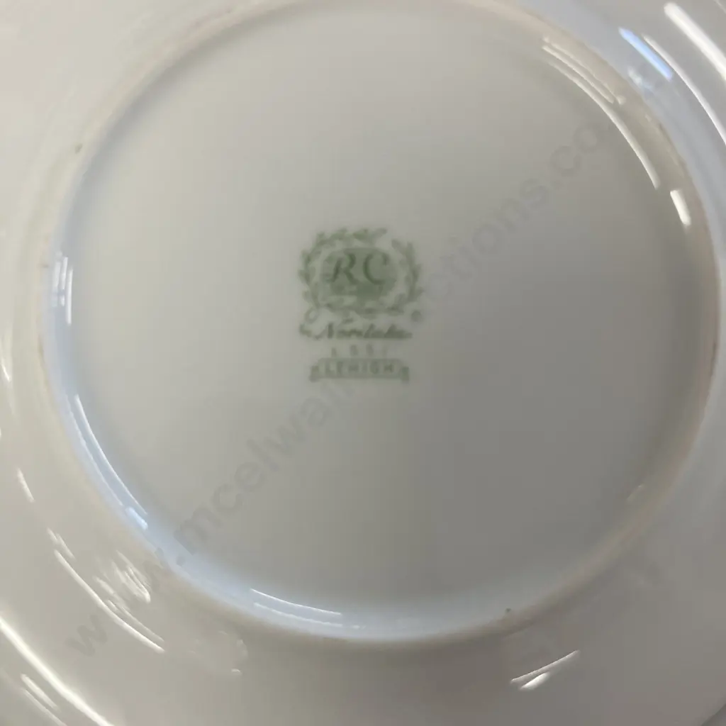 Noritake 34 Piece Dinner Set, L551 - 'LEHIGH' Pattern Image 1++