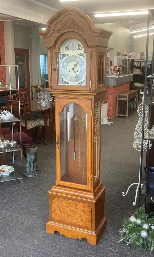 Grandfather / Longcase Clock With Hermle Mechanical Movement With Key, Chiming, Oak & Walnut, H220 W54.5 D33cm Image 1++