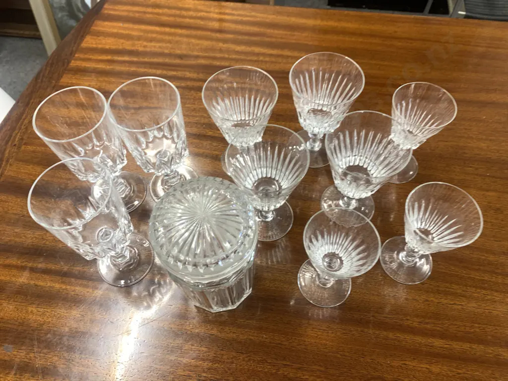 Selection of Glasses, Wine, Sherry, With Lidded Canister Image 1++