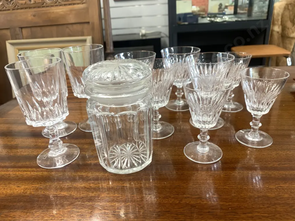 Selection of Glasses, Wine, Sherry, With Lidded Canister Image 1++
