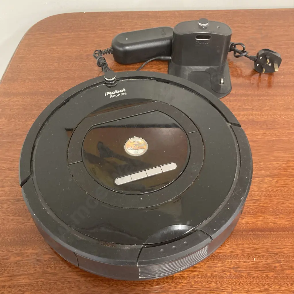 iRobot Roomba Robot Vacuum Cleaner With Home Base Charging Station, Model 770 (UK Plug) Image 1++