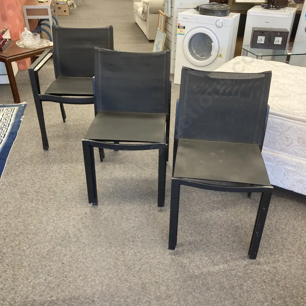 Outdoor Aluminium & Black Glass Table With 6 Chairs (2 Armed) , H71 L150 W90cm (Some Paint Coming Off) Image 1++